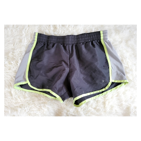 Danskin Now Pants - Athletic shorts